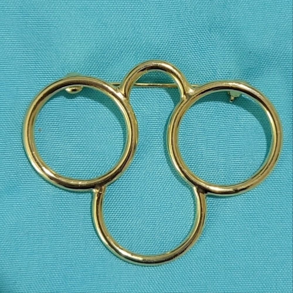Vintage Circle Glasses Eyewear Holder and/or Scarf Clip